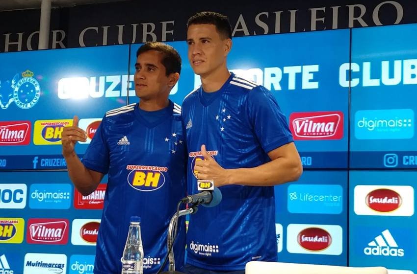  Everton Felipe revela conselho dos pais para fechar com Cruzeiro, e Roberson mira “chance única”