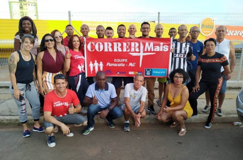  Delegação de Atletismo de Paracatu embarca para São Paulo para a corrida de São Silvestre.