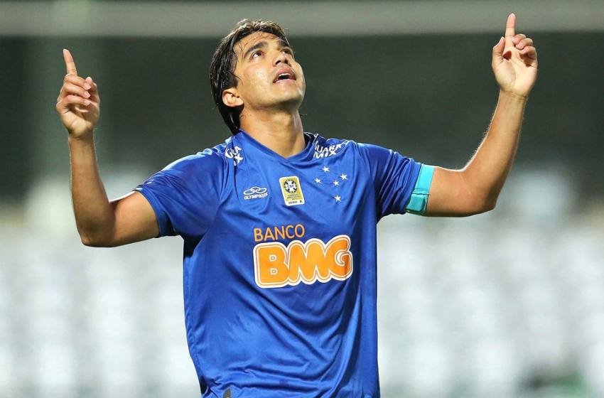  Cruzeiro: Adilson vê evolução dos “meninos”, elogia poder de reação e espera por Marcelo Moreno.
