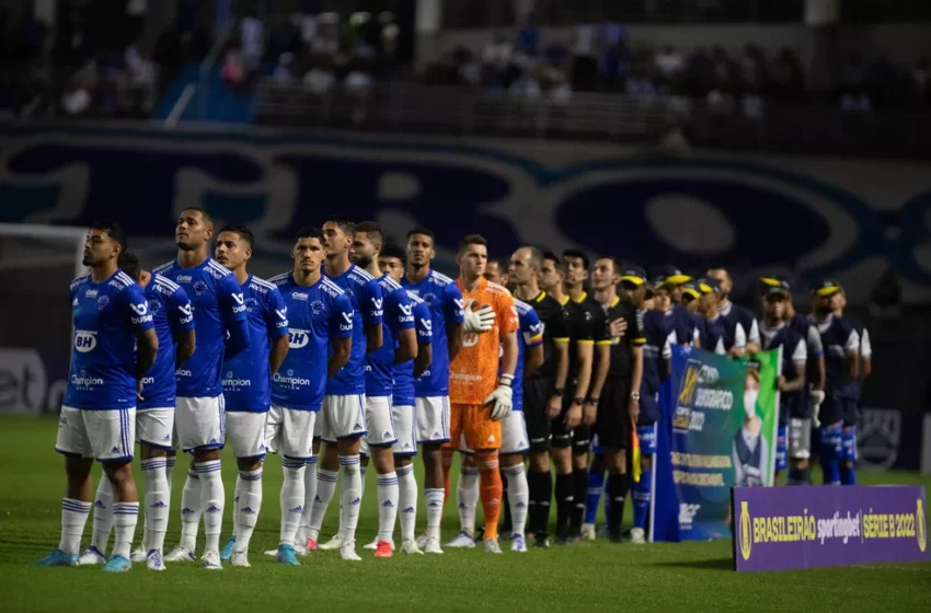  Cruzeiro vira turno com 98% de chance de acesso; analista projeta vaga confirmada até a 31ª rodada.