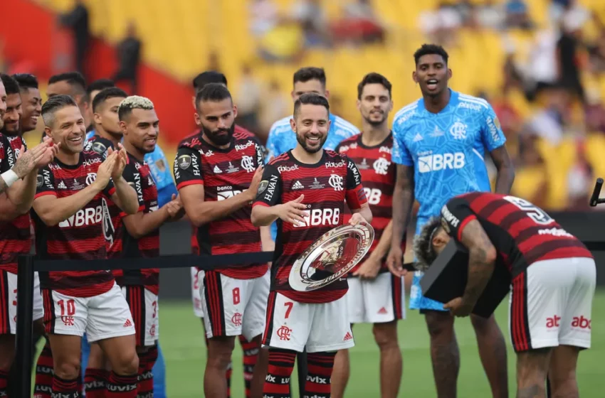  Na magia de Everton Ribeiro e no poder de decisão de Gabigol, Flamengo é tri da América