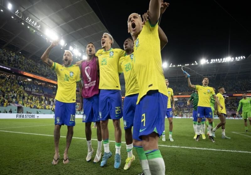  Seleção Brasileira enfrenta Croácia por vaga na semi da Copa do Mundo.