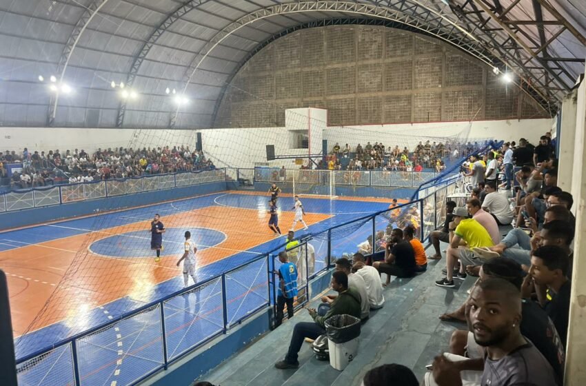  Não percam nesta Quarta Feira a grande final do Campeonato Paracatuense de Futsal masculino e feminino.